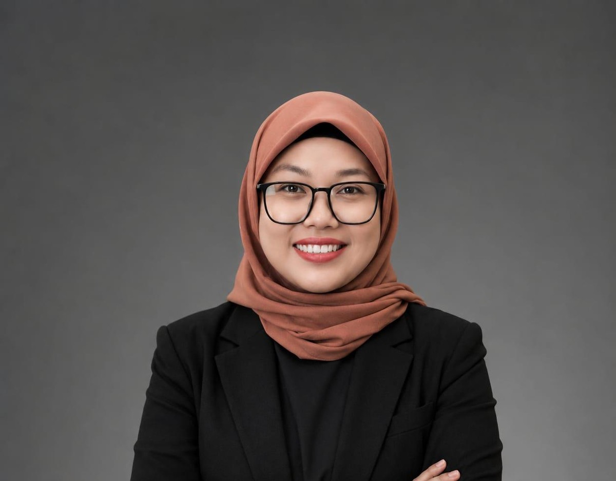 A. Dian Fitriana, S.I.Kom., M.I.Kom